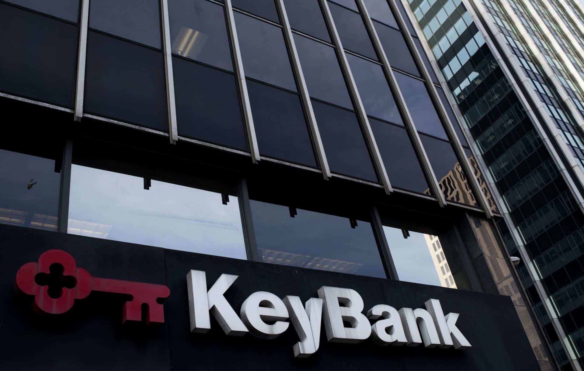 KeyBank grows geographic footprint by targeting doctors, dentists