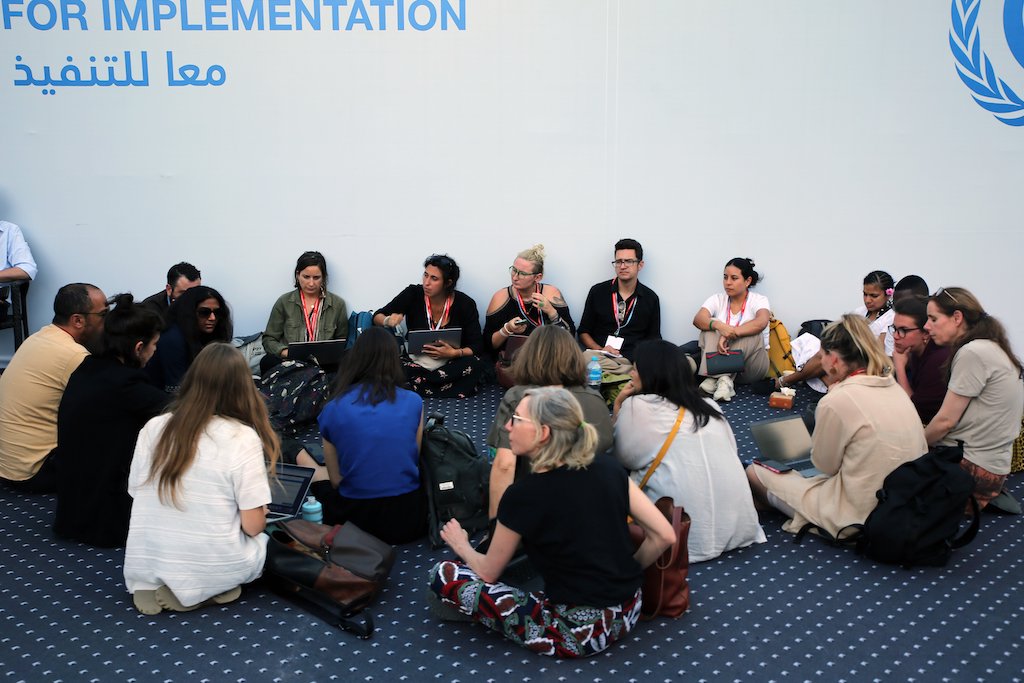 Los delegados se reúnen en la sede de la COP27