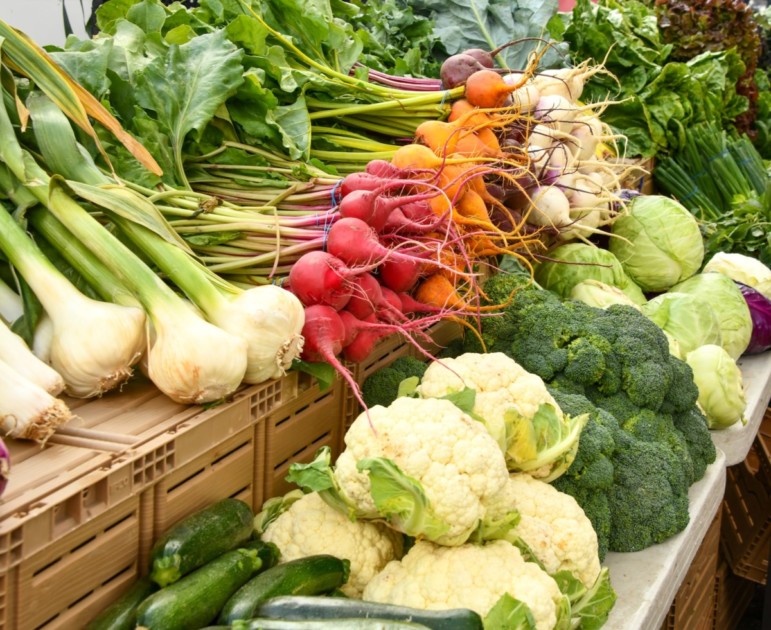 Gemüse auf dem Bauernmarkt