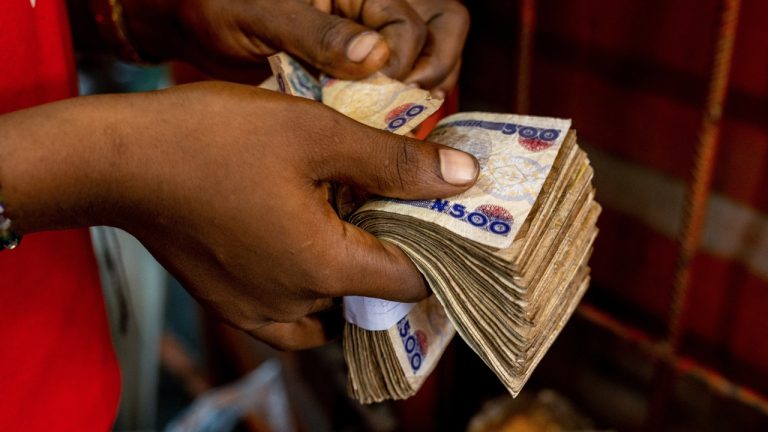 Nuevos billetes de Naira para hacer que la política monetaria sea más eficaz: Gobernador del Banco Central de Nigeria