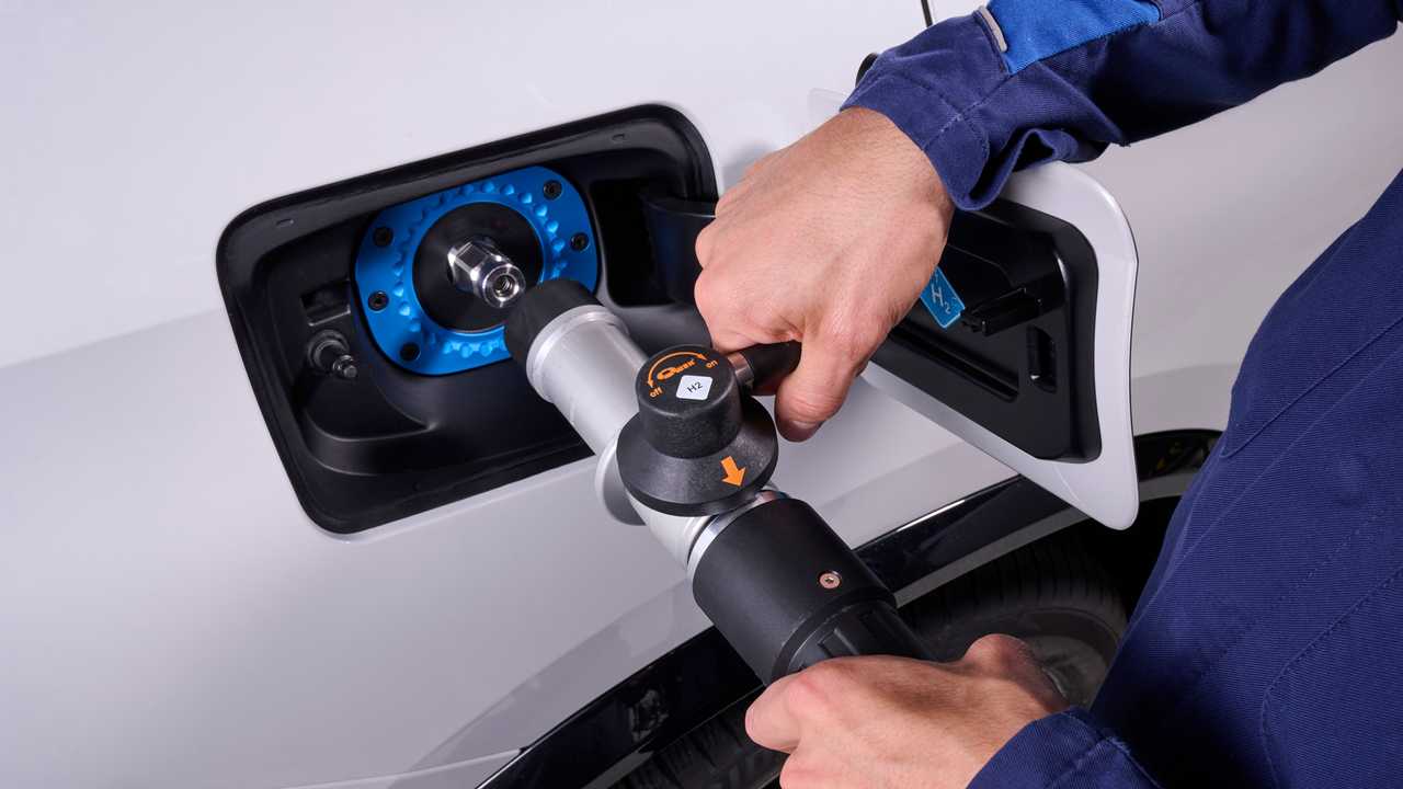 BMW Hydrogen Fuel Cell Development