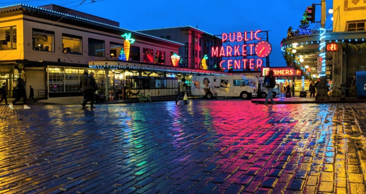 Akşam Pike Place Pazarı