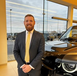 Mike Day, aftersalesmanager bij Stafford Land Rover