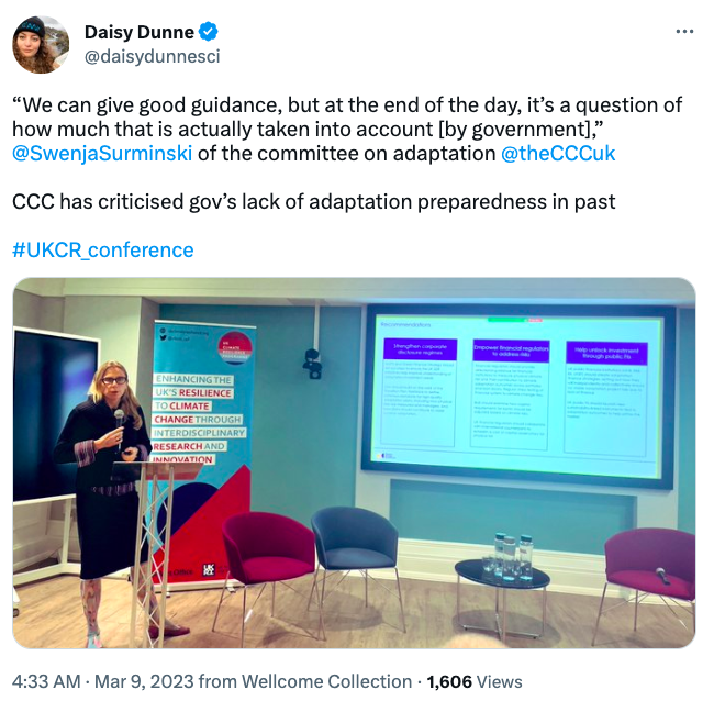 De tweet van @daisydunnesci citeert Swenja Surminski van de Climate Change Committee