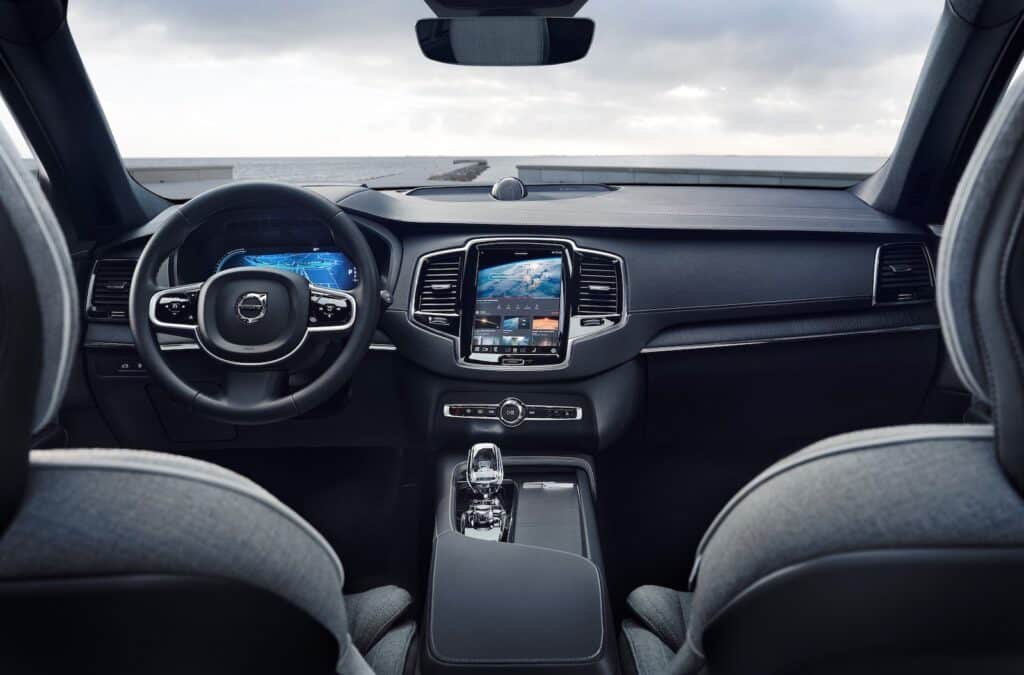 2023 Volvo XC90 Recarga AWD interior REL