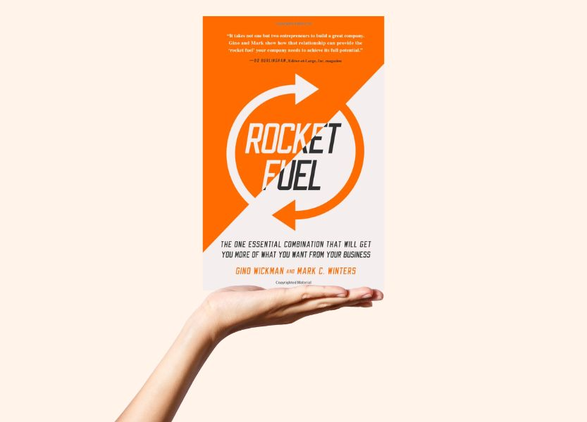 Henüz yapmadıysanız, kendinize bir Rocket Fuel kopyası alın. Bu kitap, size ("Vizyoner") bir COO ("Entegratör") bulma konusunda yardımcı olduğu için forumda birçok kez şiddetle tavsiye edildi. Ve bir kez işe aldığınızda, onların da okumasını sağlayın.
