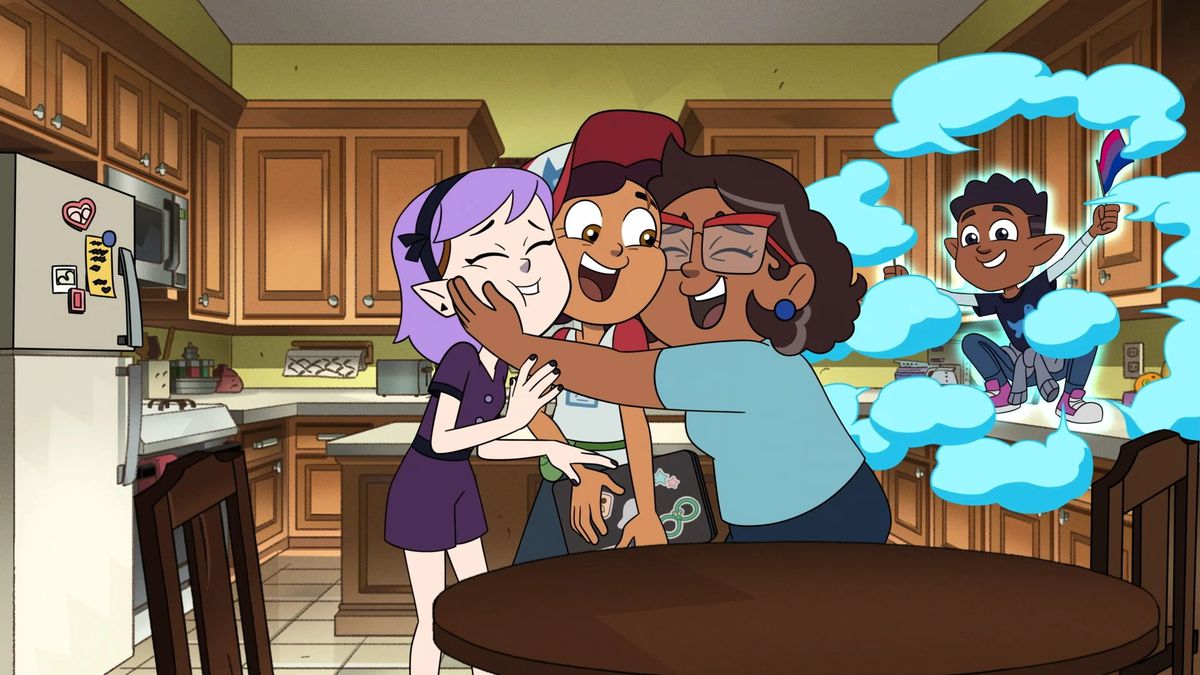 Camila embrasse Luz et Amity tandis que Gus fait exploser des illusions dans l'émission animée The Owl House.