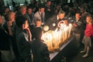 16세 생일 축하 행사에서 90명의 자녀와 XNUMX명의 손주들에게 둘러싸인 Freeman Dyson