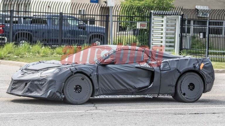 Two high-performance Corvettes caught testing in new spy photos – Autoblog