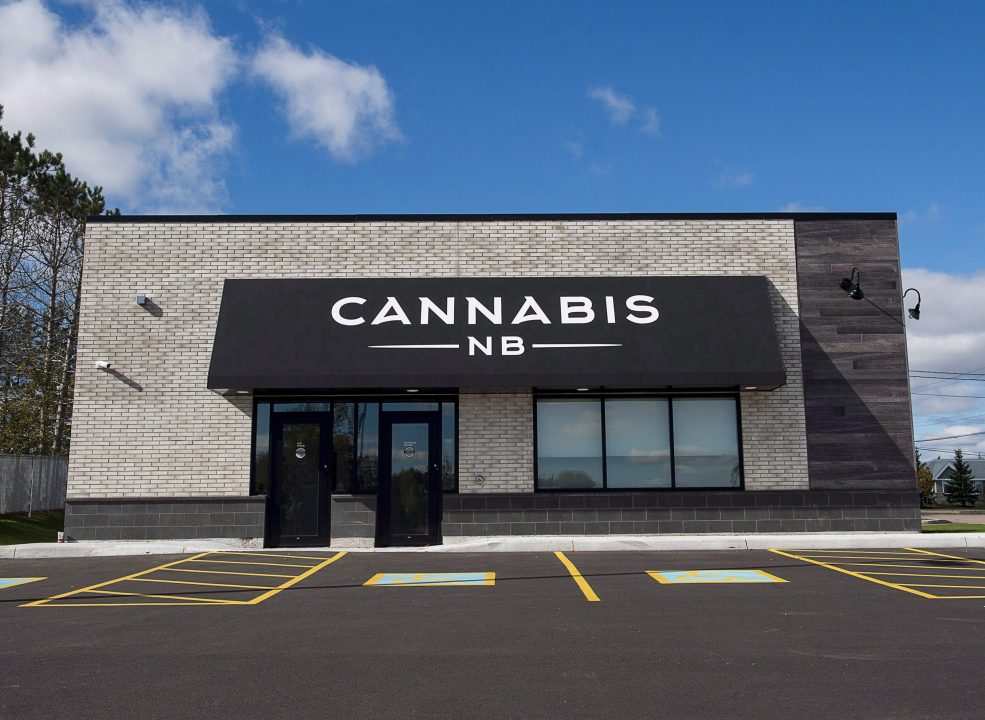 Gevestigd in New Brunswick: particuliere cannabiswinkels