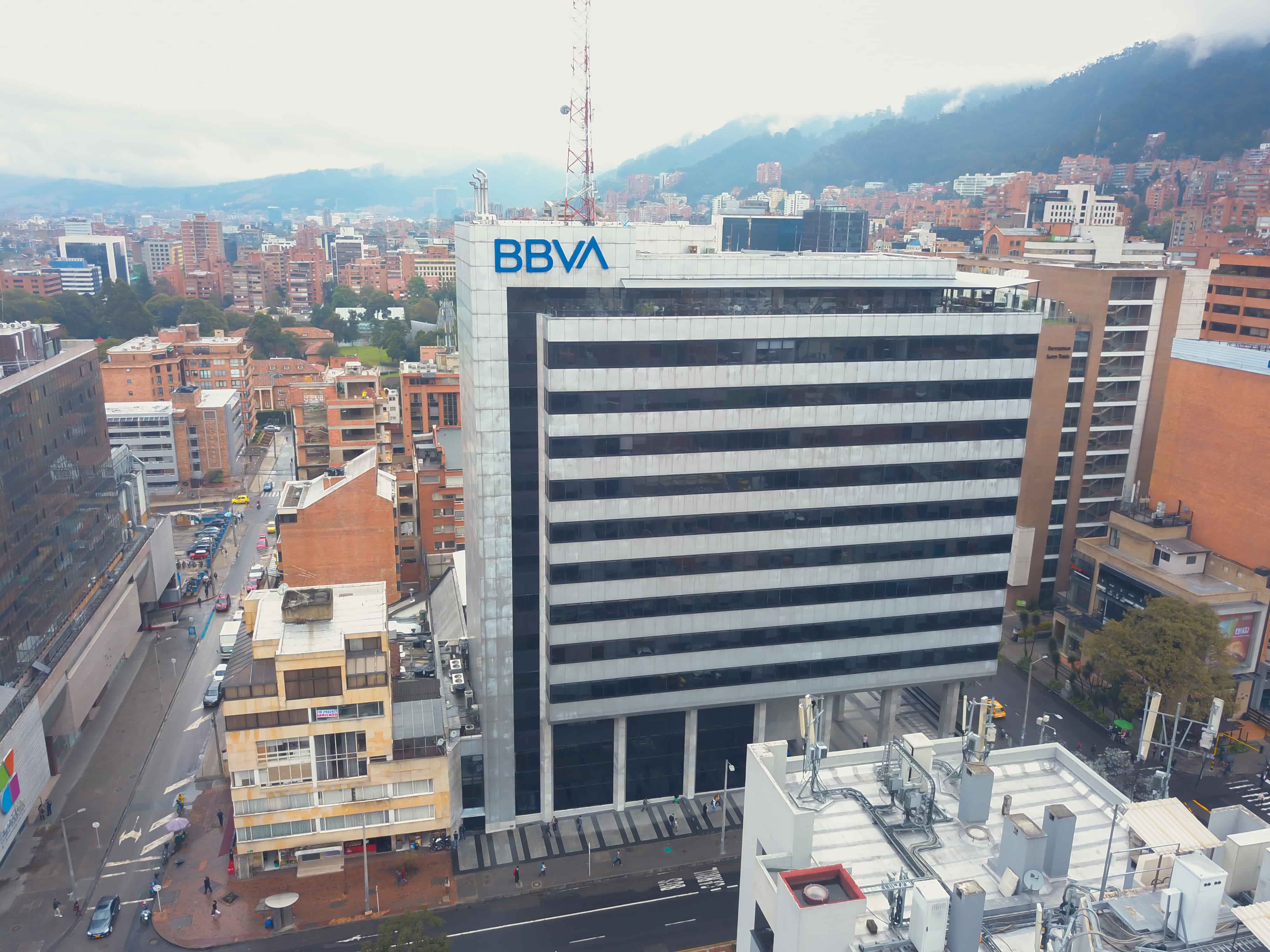 Kolombiya'daki BBVA Kredileri, her ay %20 civarında.