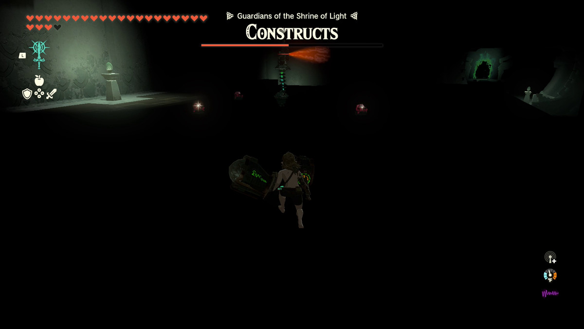 In de duisternis van Simosiwak Shrine besluipt Link een Soldier Construct dat van hem af gericht is en omgeven is door robijnen