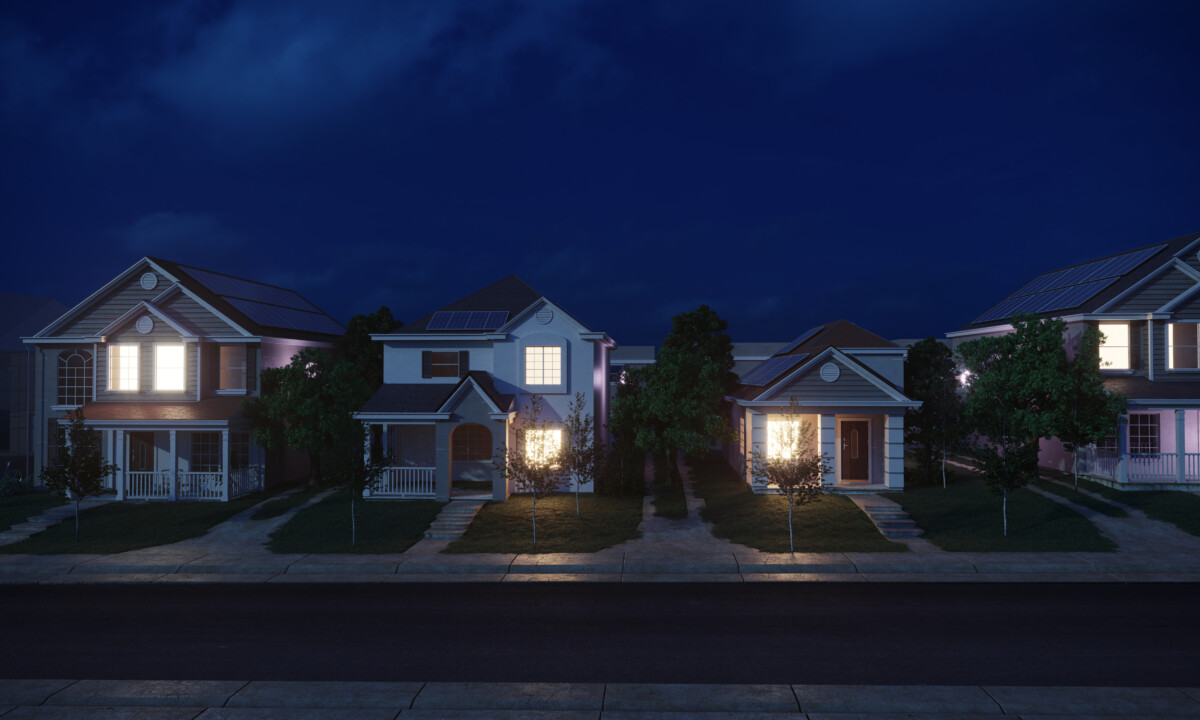 La scène extérieure de l'habitation comprend des maisons avec des panneaux solaires, une scène de nuit