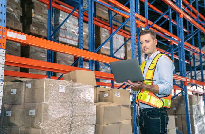 Warehouse Task Management - a working working in a warehouse