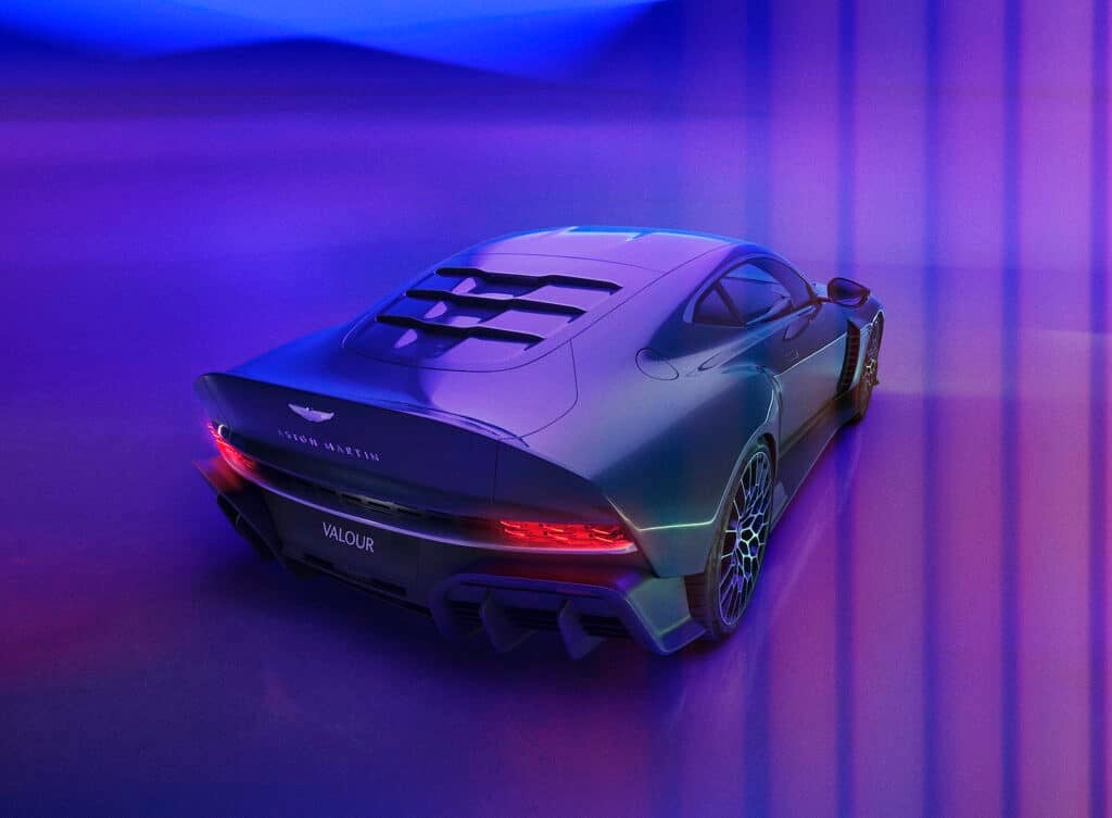 Aston Martin Valor bak 3-4 REL