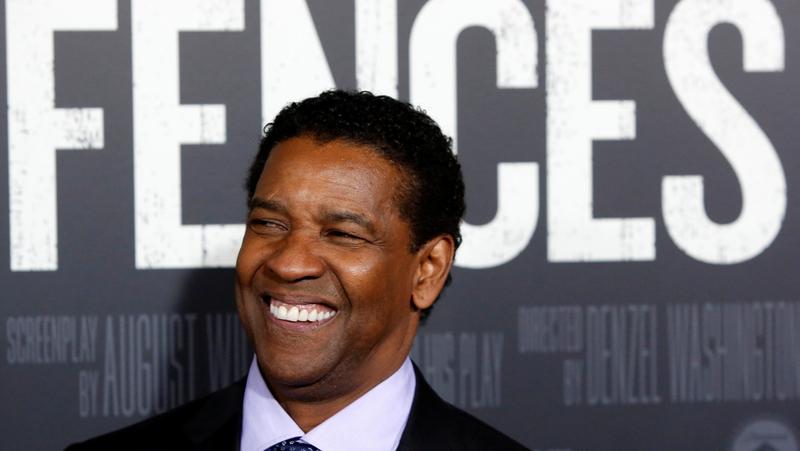Actor Denzel Washington attends the premiere of the film "Fences," which is set and was filmed in the Hill District neighborhood of Pittsburgh, Pennsylvania, photo by Andrew Kelly/Reuters