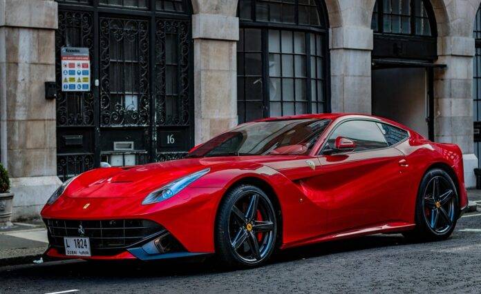 Ferrari ahora acepta pagos criptográficos para autos de lujo en EE. UU.