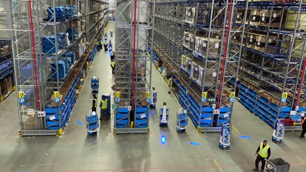 Logistieke BusinessLocus Robotics-deals in Europa en Midden-Amerika