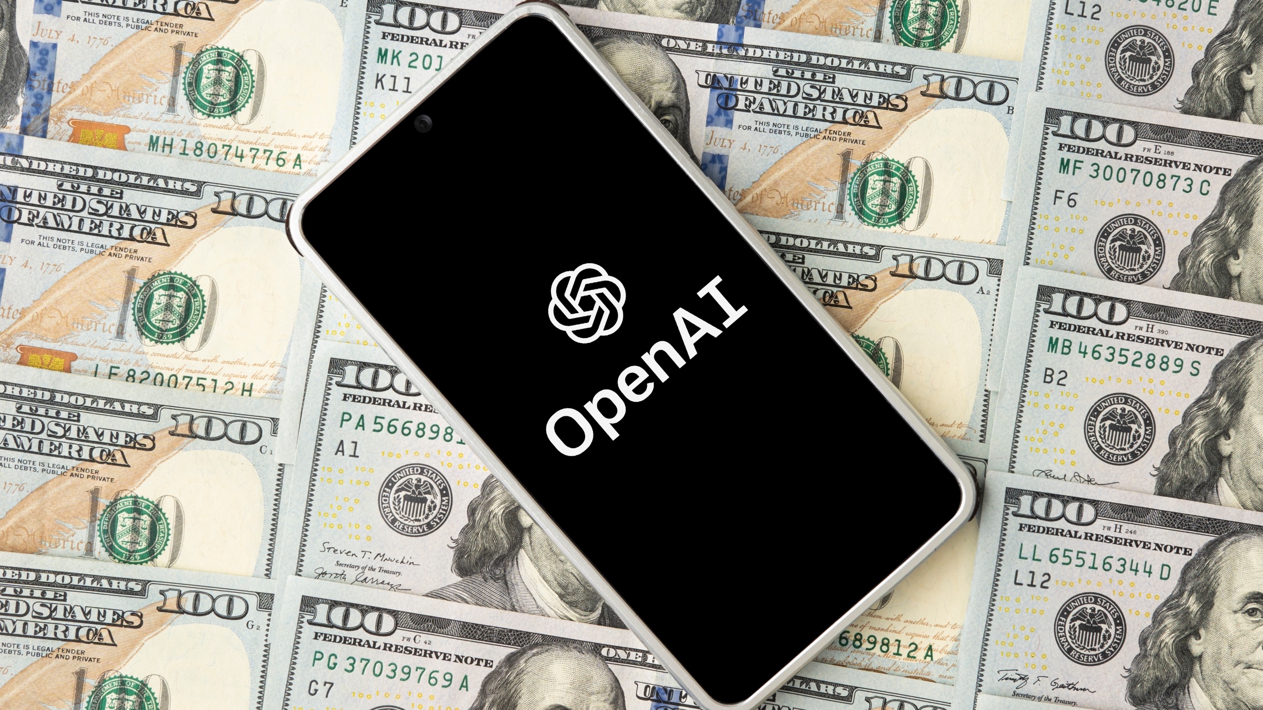ChatGPT、OpenAIの収益1億ドルを稼ぎ出し、予想を上回る