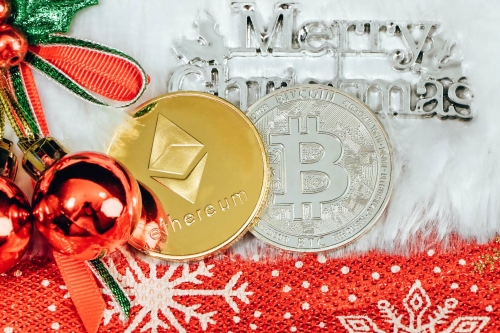 Unsplash Traxer Crypto Christmas - Blockchain Private Credit Grew 55% in 2023