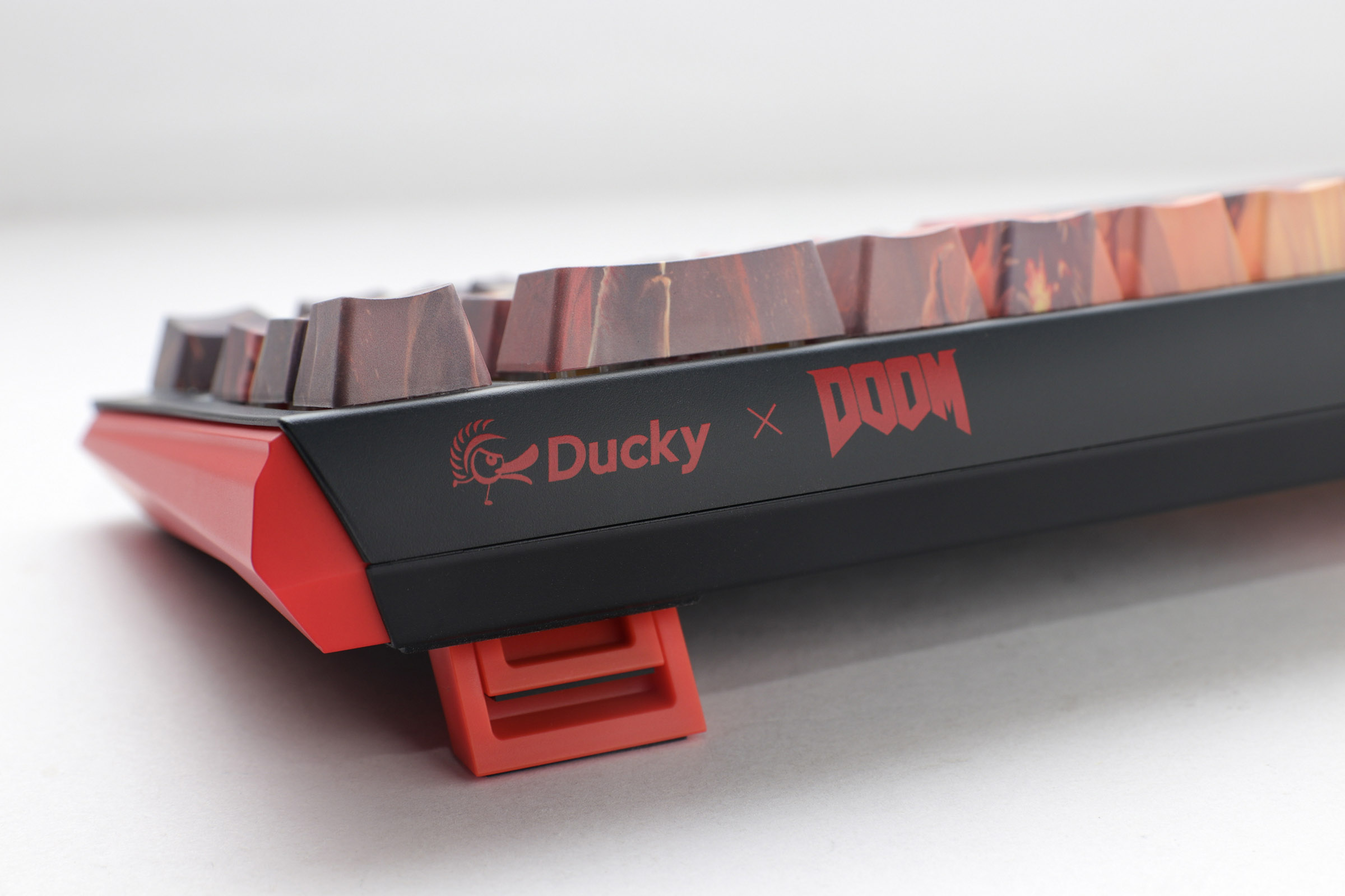 Ducky Doom-Tastaturecke