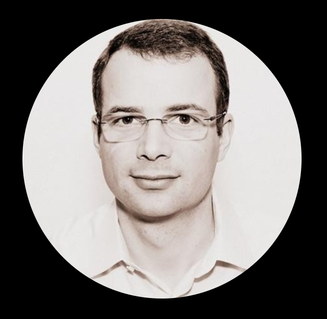 Matthieu Jonglez, Progress'te teknoloji - uygulama ve veri platformu başkan yardımcısı.