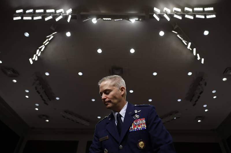Luitenant-generaal Timothy Haugh van de Amerikaanse luchtmacht bereidt zich voor om te getuigen voor de Senaatscommissie voor strijdkrachten op 20 juli 2023 in Washington, DC