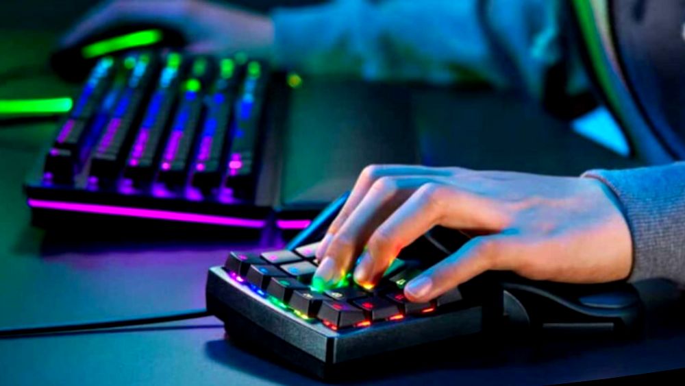 Juegos con teclado de una mano