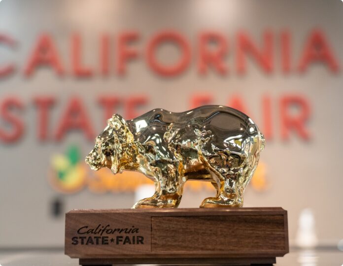 Urso de Ouro do Prêmio Cannabis da Feira Estadual da Califórnia