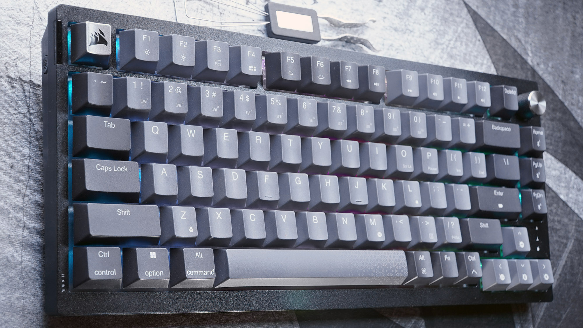 Corsair K65 Plus Wireless – Meilleur clavier de jeu sans fil
