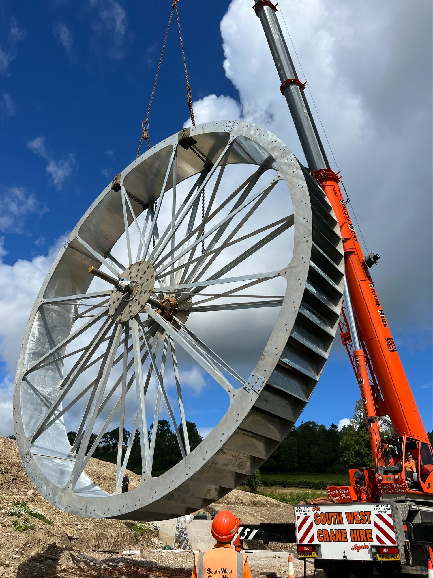 BNH-Waterwheel-in-constructie